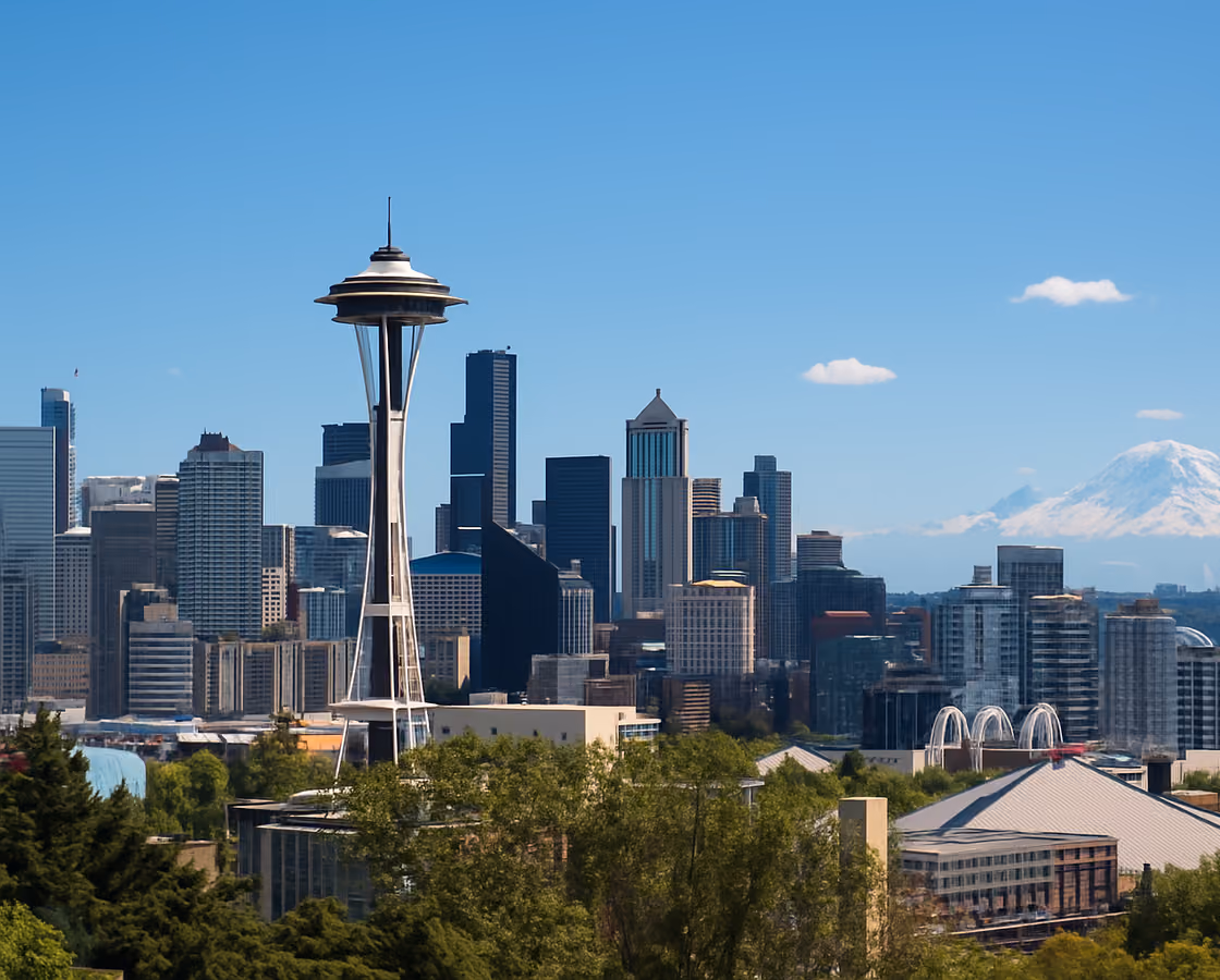 Seattle, Washington skyline with the Space Needle and Mount Rainier behind, seen from Kerry Park